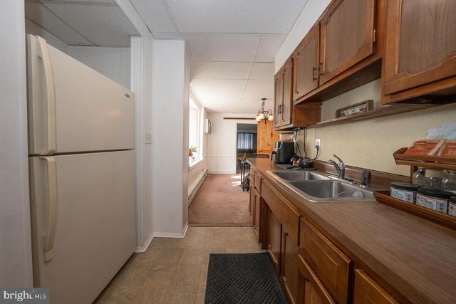 206 E HINCKLEY AVE, Ridley Park, PA 19078