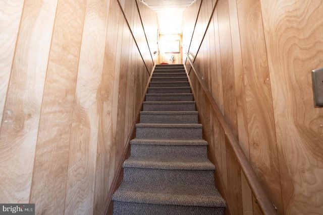 206 E HINCKLEY AVE, Ridley Park, PA 19078