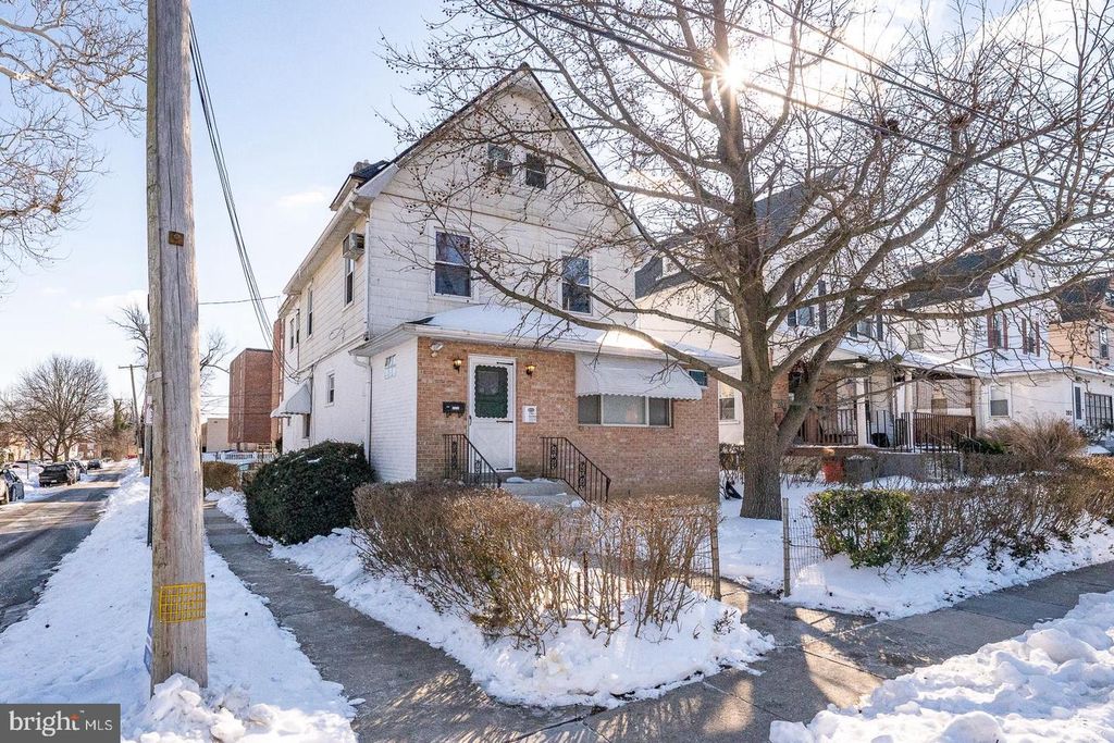 206 E HINCKLEY AVE, Ridley Park, PA 19078