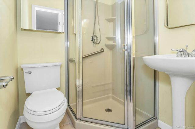 55 Harbor North, Amityville, NY 11701