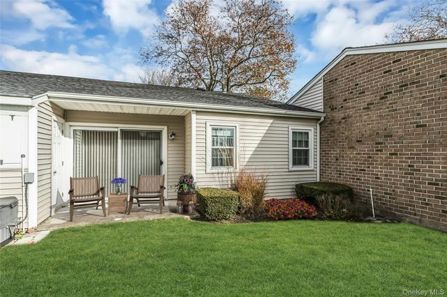 55 Harbor North, Amityville, NY 11701