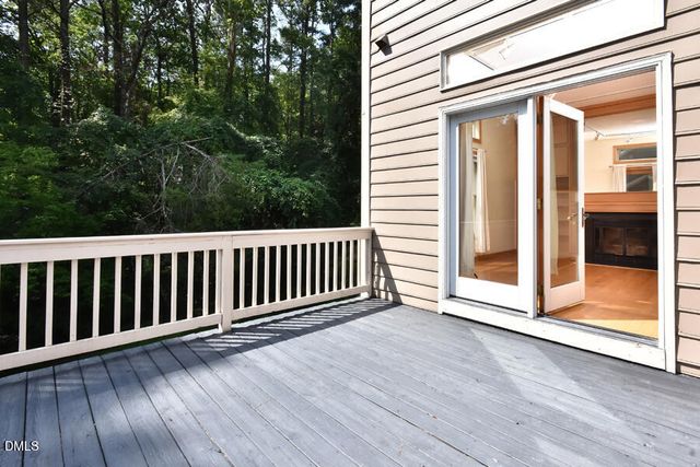 102 Mallard Court, Chapel Hill, NC 27517