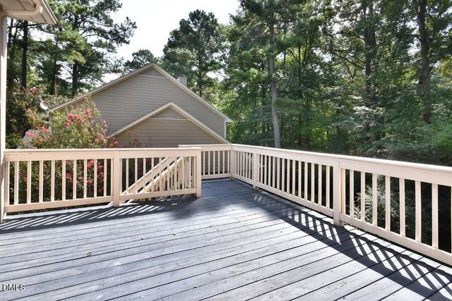 102 Mallard Court, Chapel Hill, NC 27517