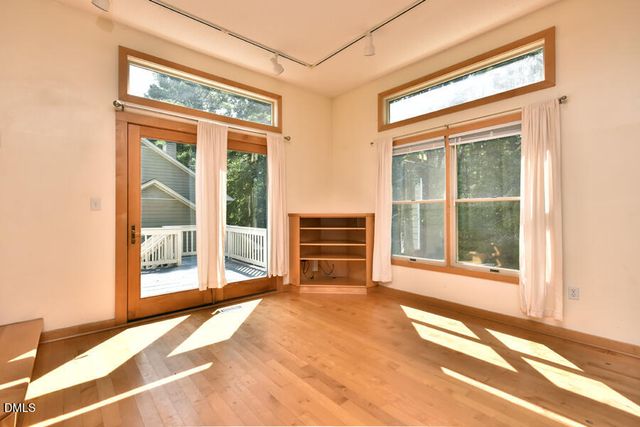 102 Mallard Court, Chapel Hill, NC 27517
