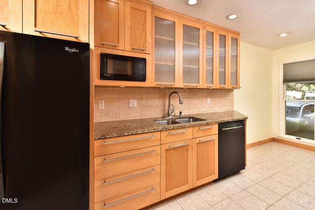 102 Mallard Court, Chapel Hill, NC 27517