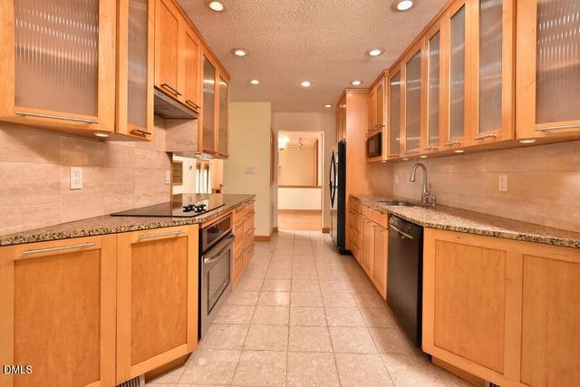 102 Mallard Court, Chapel Hill, NC 27517