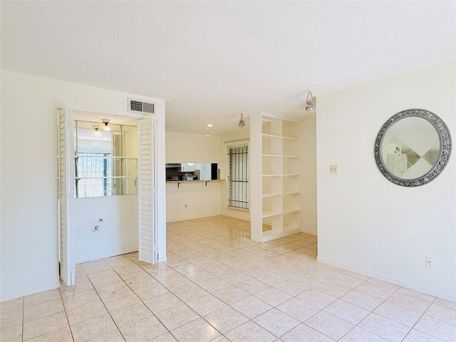 6701 Sands Point Drive 36, Houston, TX 77074