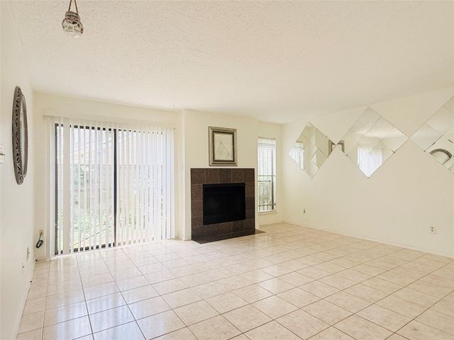 6701 Sands Point Drive 36, Houston, TX 77074