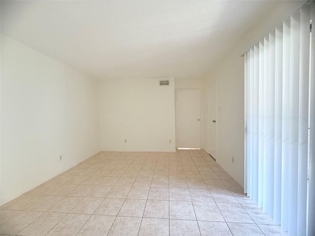 6701 Sands Point Drive 36, Houston, TX 77074