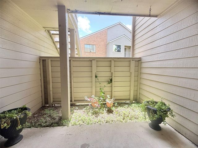 6701 Sands Point Drive 36, Houston, TX 77074