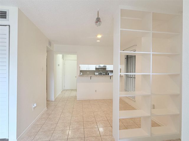 6701 Sands Point Drive 36, Houston, TX 77074