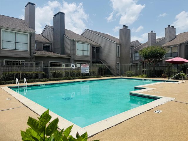 6701 Sands Point Drive 36, Houston, TX 77074