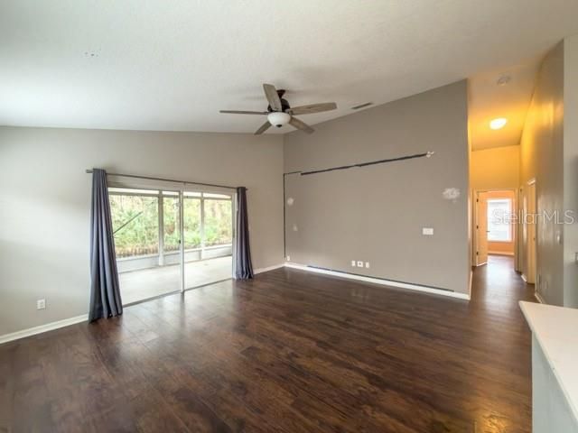 925 MAPLE CREEK DRIVE, Orlando, FL 32828