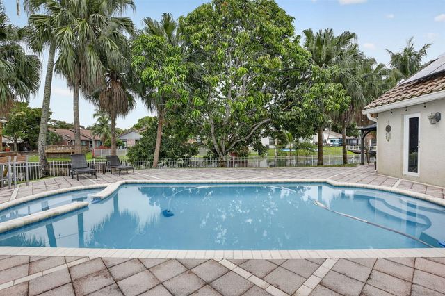 11380 Wayne Drive, Cooper City, FL 33026