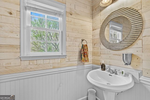 1148 Maple Creek Ridge, Loganville, GA 30052