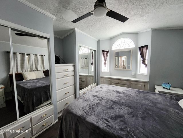 1074 FRONT Street 84, Welaka, FL 32193