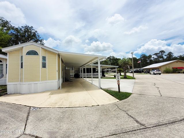 1074 FRONT Street 84, Welaka, FL 32193
