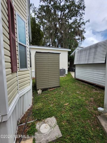 1074 FRONT Street 84, Welaka, FL 32193