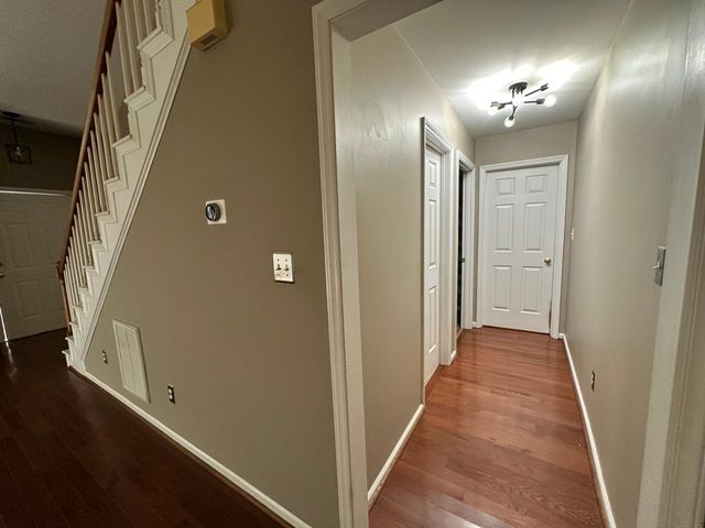 8251 Hempshire Place Apt 104, Raleigh, NC 27613