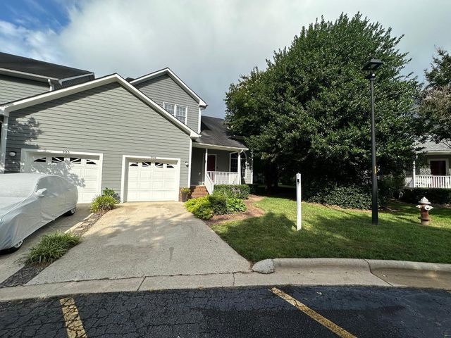 8251 Hempshire Place Apt 104, Raleigh, NC 27613