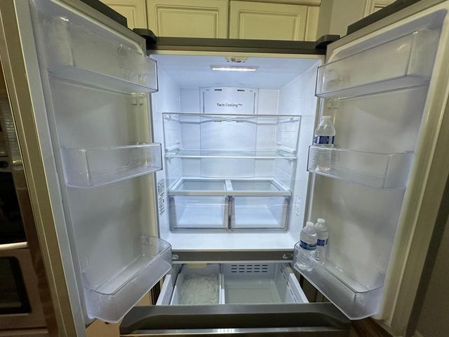 8251 Hempshire Place Apt 104, Raleigh, NC 27613