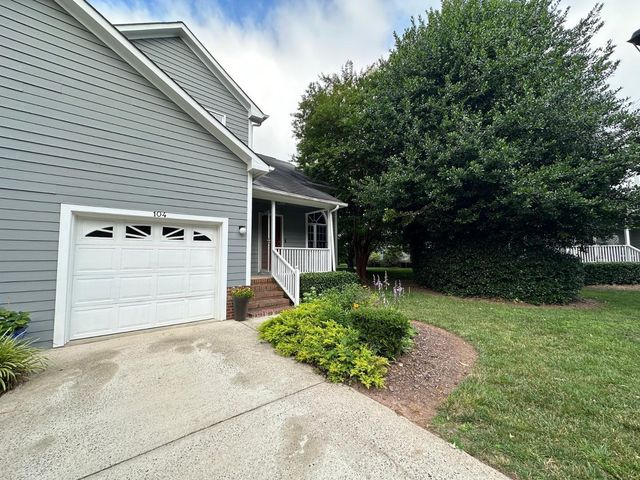 8251 Hempshire Place Apt 104, Raleigh, NC 27613