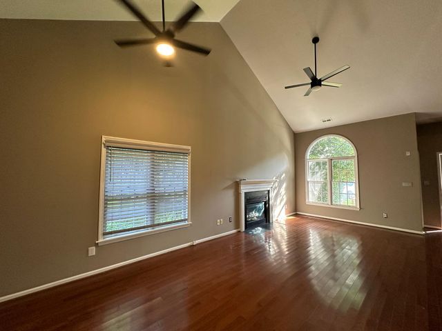 8251 Hempshire Place Apt 104, Raleigh, NC 27613