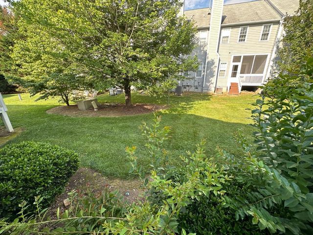 8251 Hempshire Place Apt 104, Raleigh, NC 27613