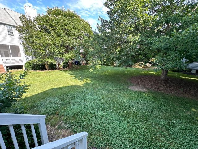 8251 Hempshire Place Apt 104, Raleigh, NC 27613