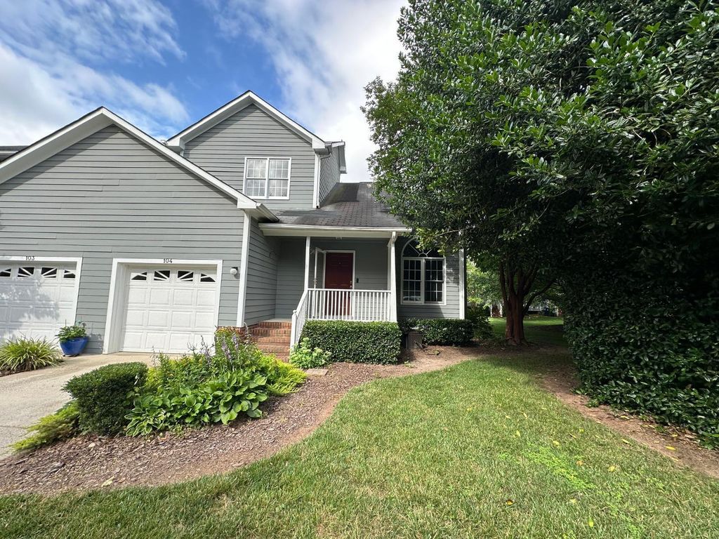 8251 Hempshire Place Apt 104, Raleigh, NC 27613