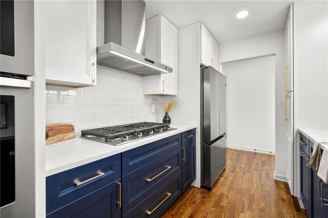 3520 W 93rd Street, Leawood, KS 66206