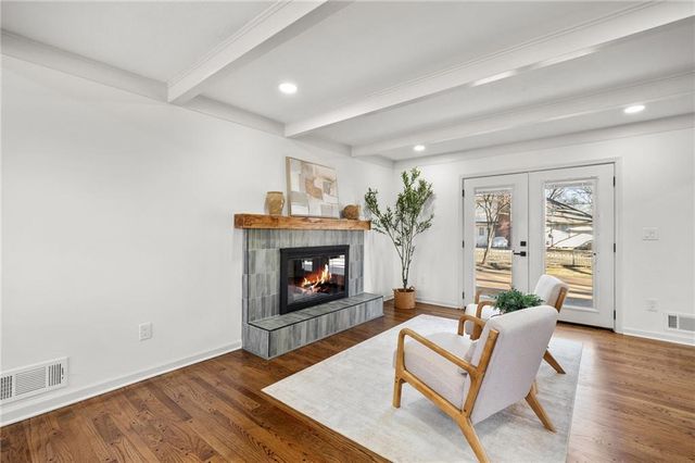 3520 W 93rd Street, Leawood, KS 66206