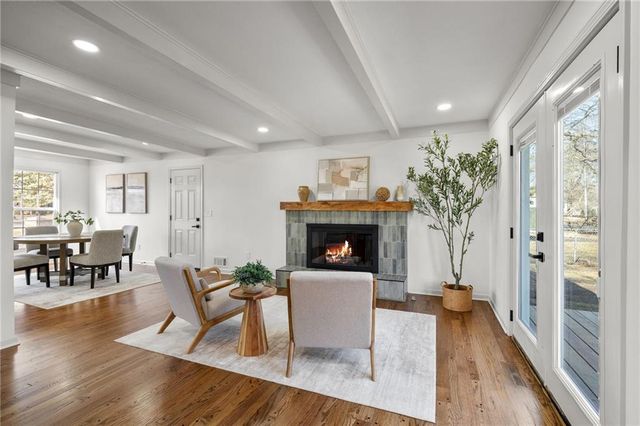 3520 W 93rd Street, Leawood, KS 66206