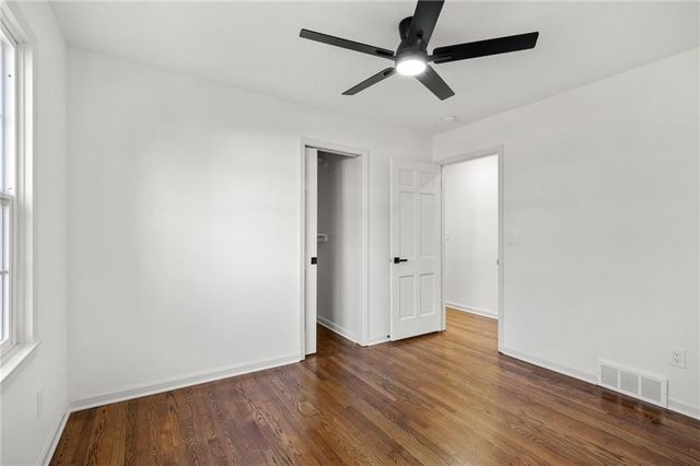 3520 W 93rd Street, Leawood, KS 66206