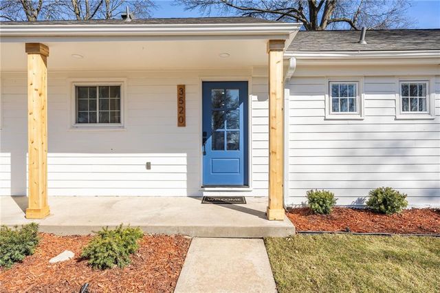 3520 W 93rd Street, Leawood, KS 66206