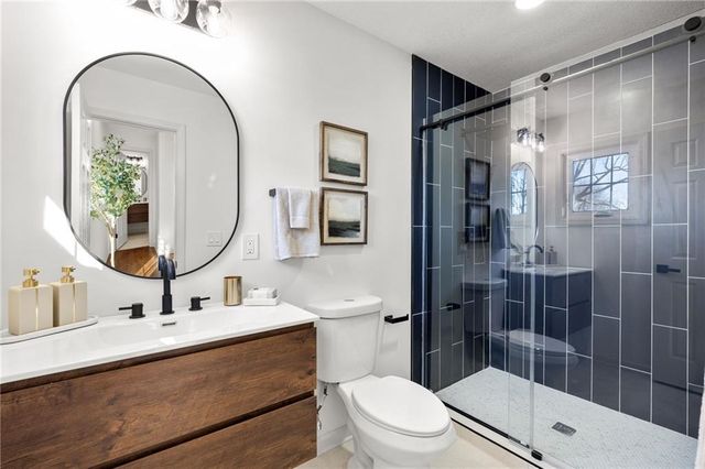 3520 W 93rd Street, Leawood, KS 66206