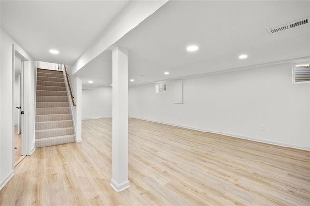 3520 W 93rd Street, Leawood, KS 66206