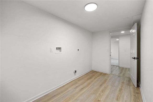 3520 W 93rd Street, Leawood, KS 66206