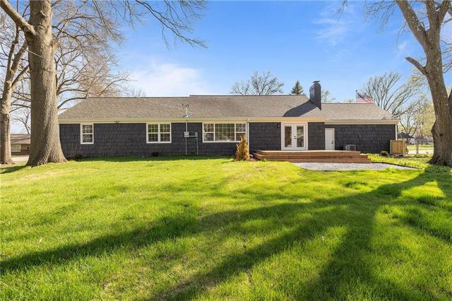 3520 W 93rd Street, Leawood, KS 66206