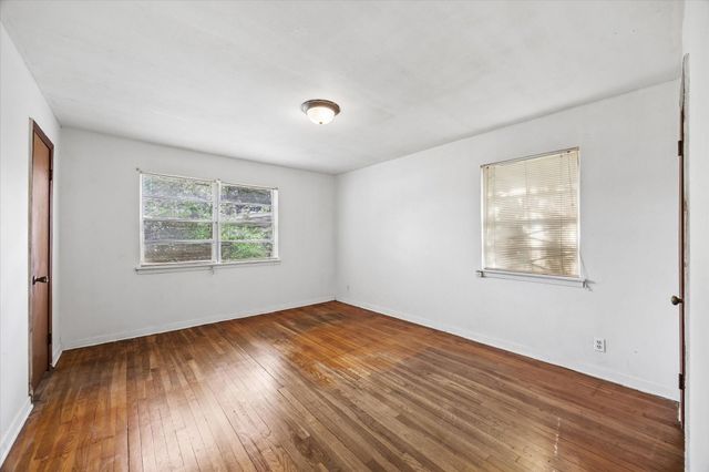 9639 Kerrwood Lane, Houston, TX 77080