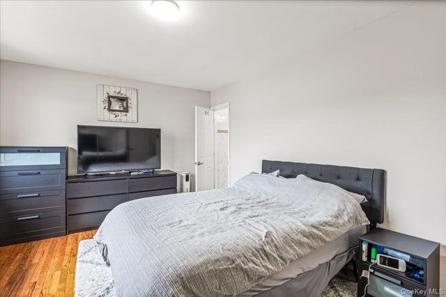 215-15 23rd Avenue TH 10, Bayside, NY 11360