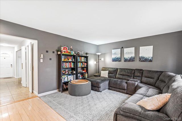 215-15 23rd Avenue TH 10, Bayside, NY 11360