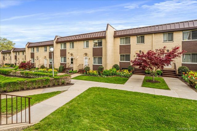 215-15 23rd Avenue TH 10, Bayside, NY 11360