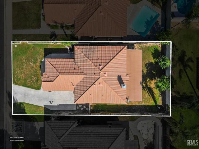 9803 Manhattan Drive, Bakersfield, CA 93312