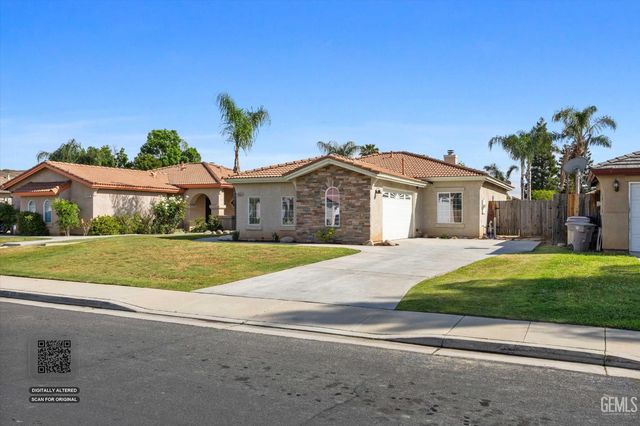 9803 Manhattan Drive, Bakersfield, CA 93312