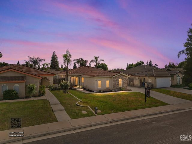 9803 Manhattan Drive, Bakersfield, CA 93312