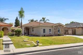 9803 Manhattan Drive, Bakersfield, CA 93312