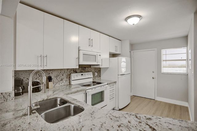 1770 NE 191st Street 7161, Miami, FL 33179