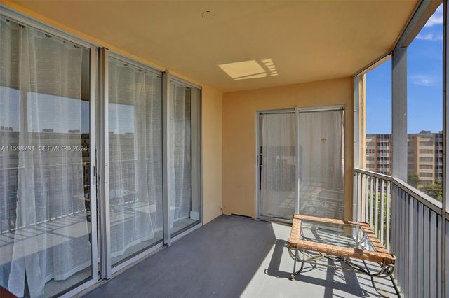 1770 NE 191st Street 7161, Miami, FL 33179