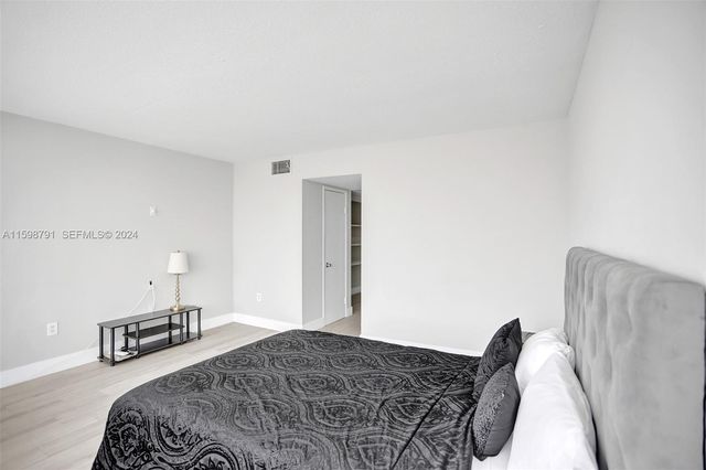 1770 NE 191st Street 7161, Miami, FL 33179